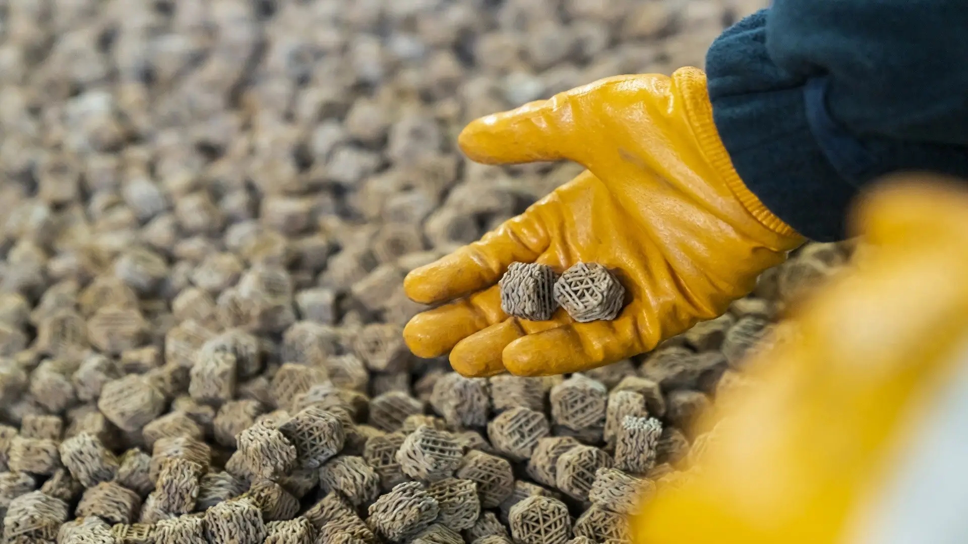 巴斯夫全球首座3D打印催化剂工厂